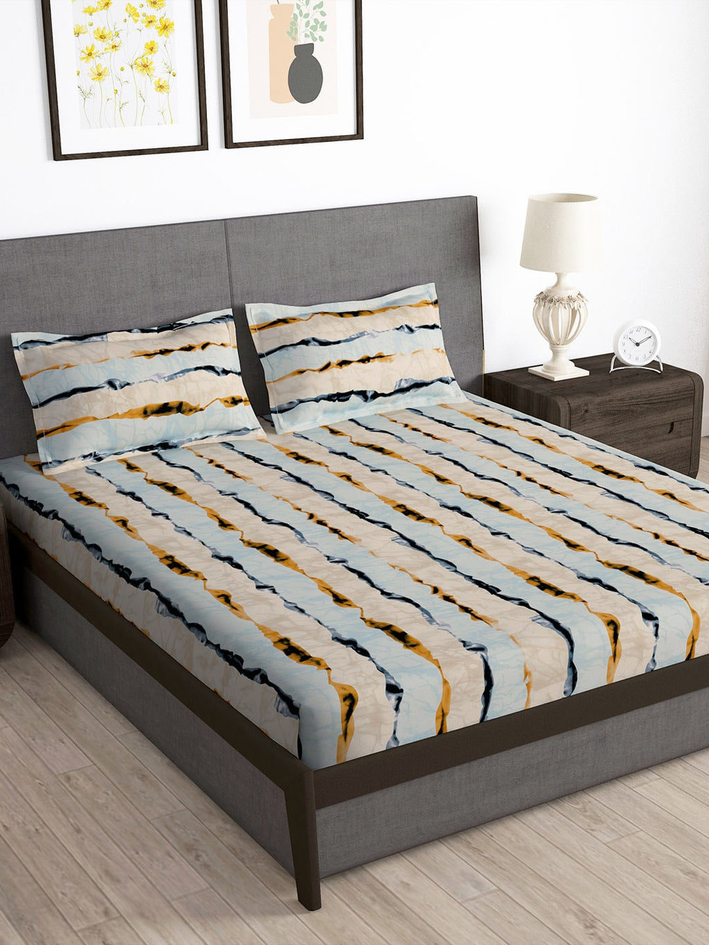 Story@home Arena Cream-Coloured & Grey Printed 180 TC Bedsheet & Pillow Covers