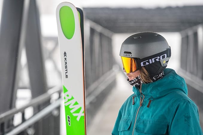Giro Ledge Ski Helmet - Snowboarding Helmet for Men, Women and Youth