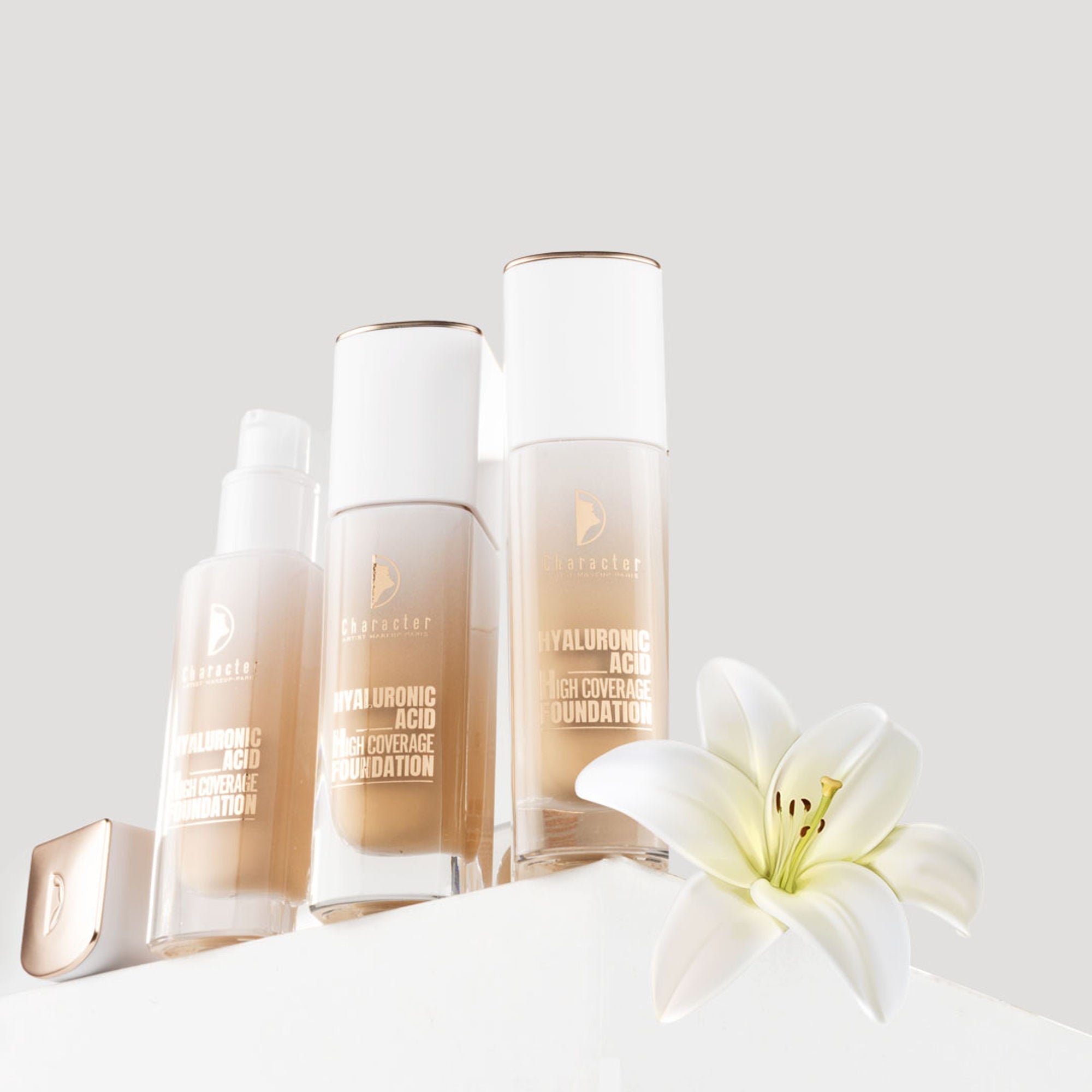 Character Hyaluronic Acid High Coverage Foundation - Tan Glow 002
