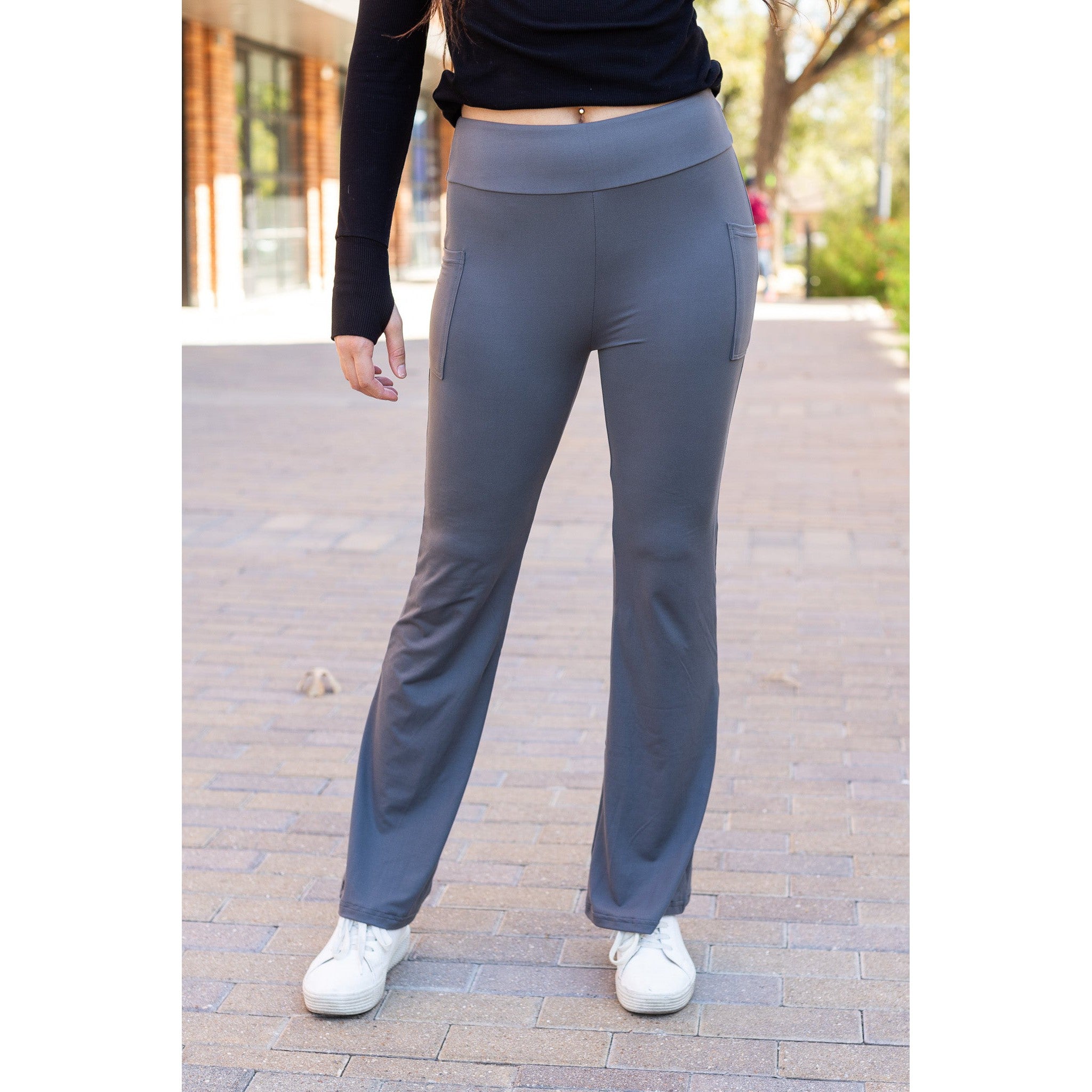 Ready to Ship | The Cassie - 30  CHARCOAL Bootcut Leggings with Pockets