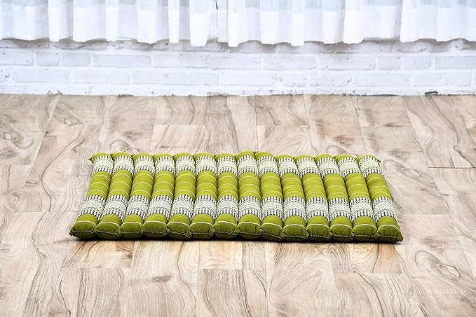 Leewadee Zabuton Seating Cushion – Square Floor Seat for Meditation Exercises, Light Yoga Mat Filled with Kapok