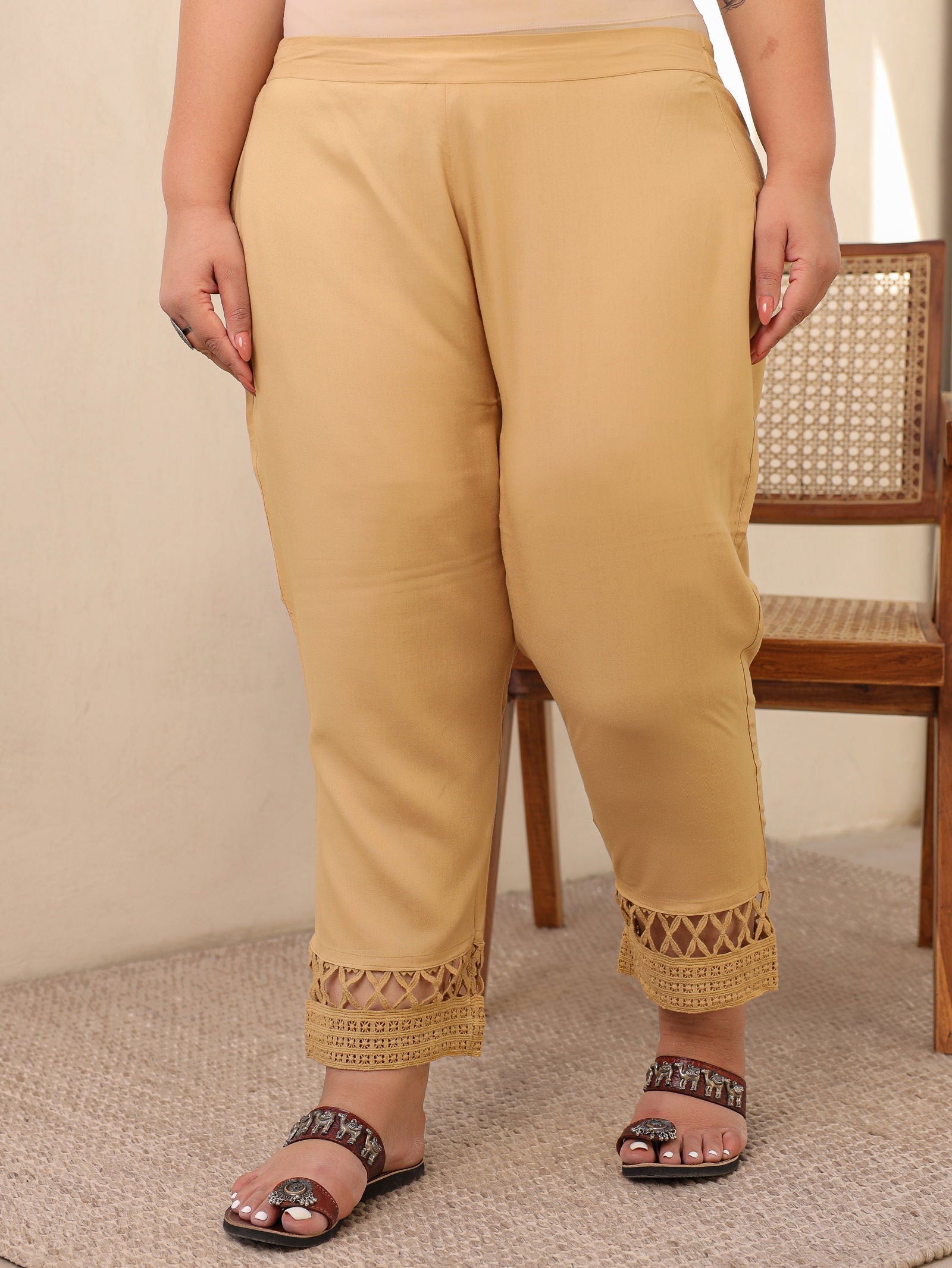 Juniper Gold Solid Rayon Ankle-Length Slim Fit Pants